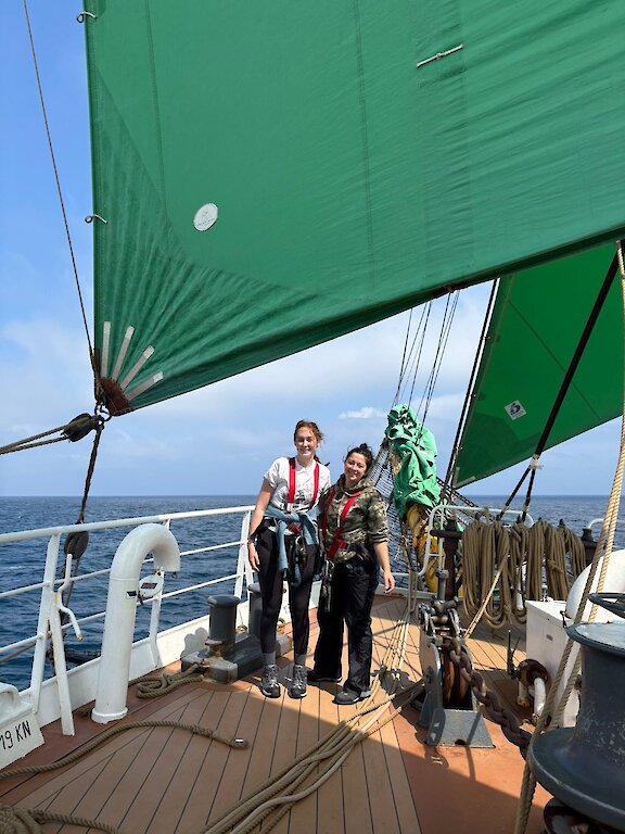 Lucy and Kaitlyn on Alex II